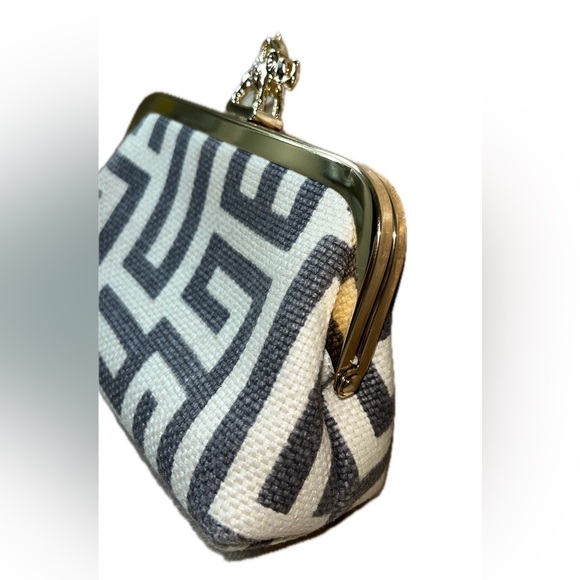 Spartina 449 De Renne Yacht Club Coinpurse by Spartina 449 - Picture 5 of 10